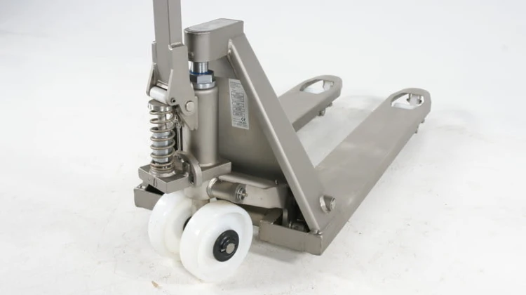 Wózek paletowy do magazynu PT 2000 długość wideł 1130 mm