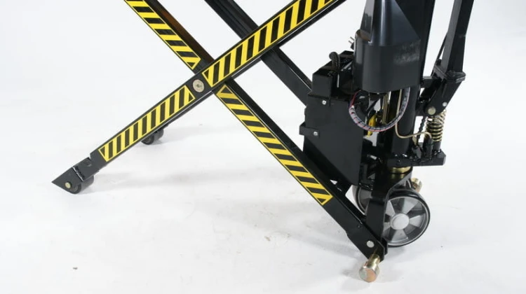 wózek nożycowy  elektryczny.jpg