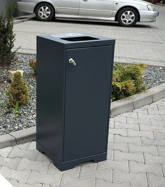 Stalowy kosz na śmieci Platon IV z popielnicą 50 litrów