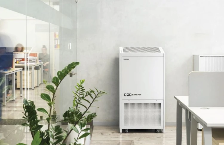 Oczyszczacz Save Air biuro.JPG