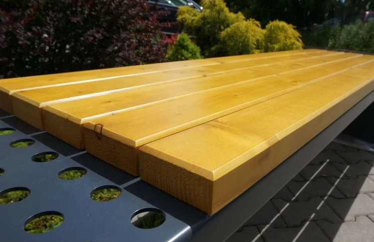 ławka  Lisandra.JPG