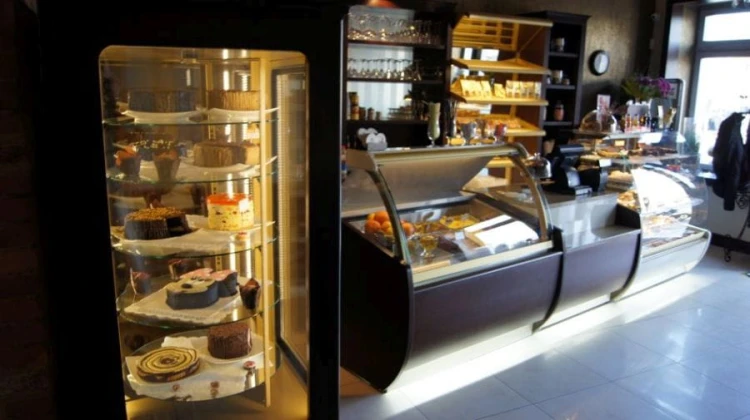 Przeszklona witryna cukiernicza Jamajka 1.3 W Open LED