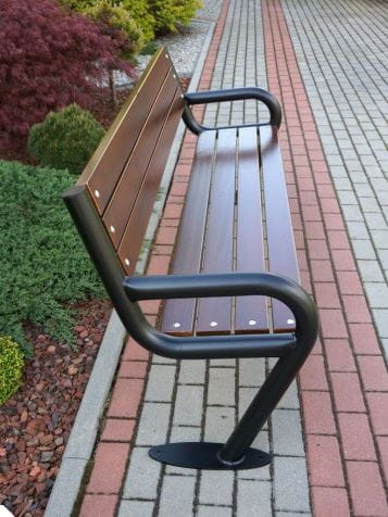 Ławka stalowa Czapla z amortyzacją do parku