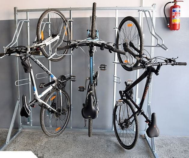 Stojący wieszak rowerowy Lift 6 Premium ze stali ocynkowanej