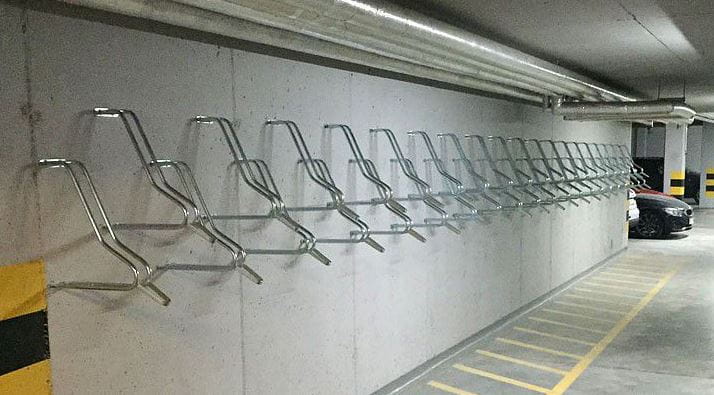 Stojak ścienny na rowery Lift - 2 z miejscem na 2 rowery