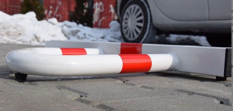Blokada parkingowa X1 z elementami montażowymi