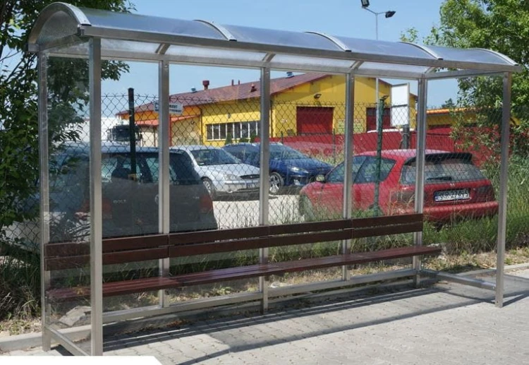 Wiata przystankowa Krokus I z ławką drewnianą
