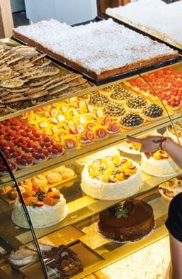 Tłoczona taca na ciasta z aluminium kolor czarny
