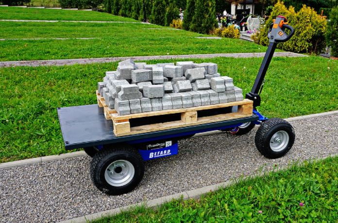 Wózek elektryczny BEFARD UR600 do transportu ładunków