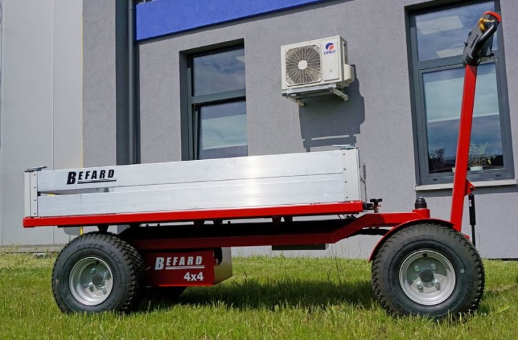 Wózek elektryczny BEFARD UR800 do transportu ładunków