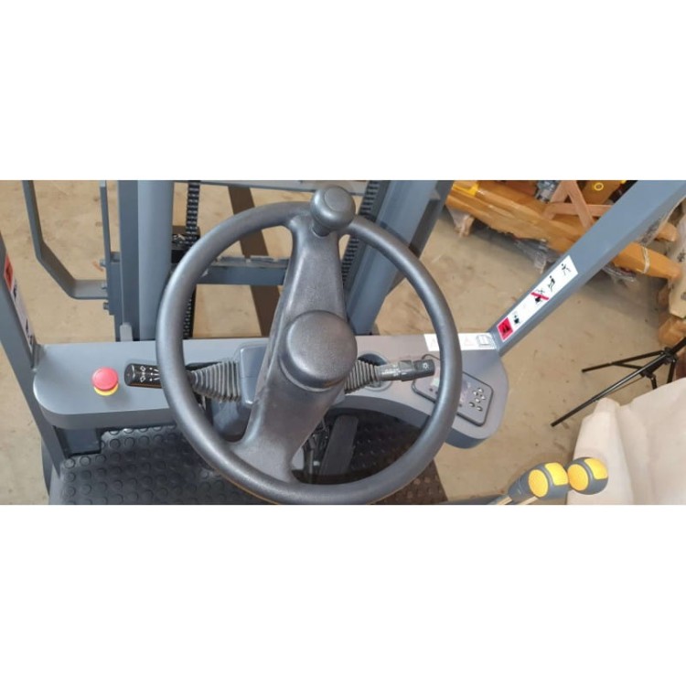 wozek-widlowy-elektryczny-15t-3m (4).jpg