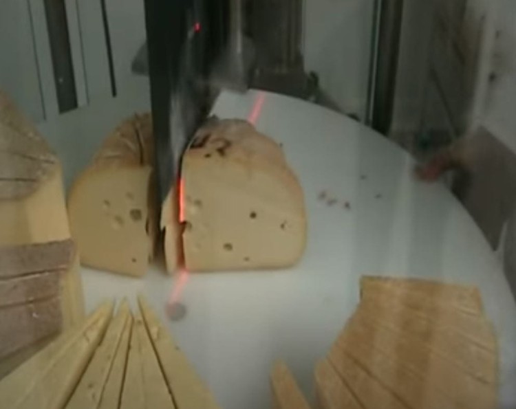 Gilotyna do sera Comtoise 1.JPG