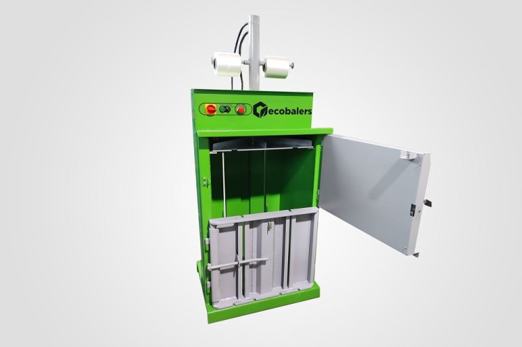 Pionowa belownica Ecobalers VB50 bela do 50 kg