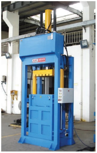 Pionowa belownica do ubrań i tekstyliów Ecobalers