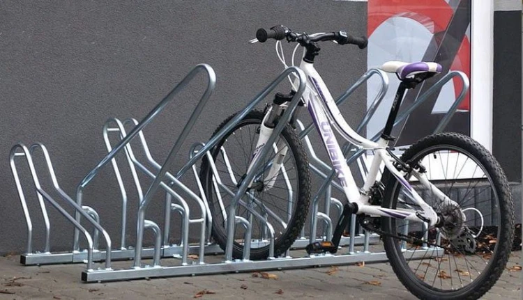 Parking rowerowy CROSS SAVE-14 14 stanowisk z barierkami
