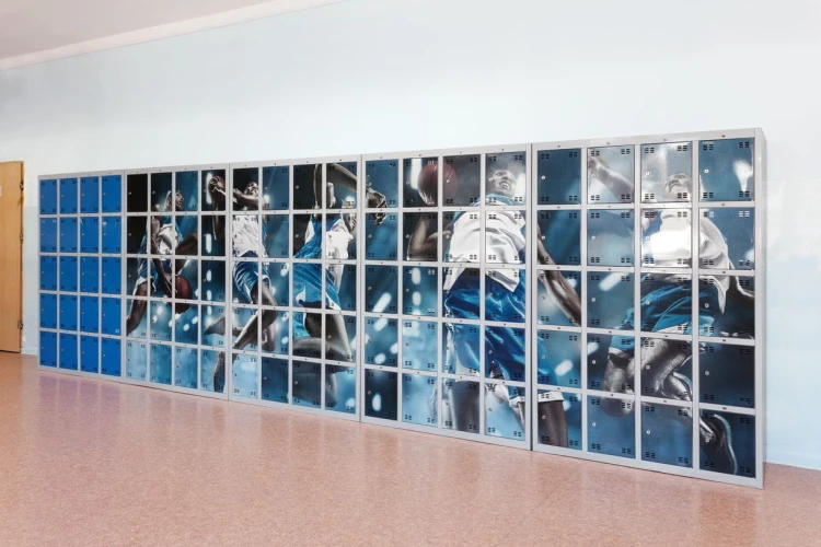 szafki skrytkowe metalowe.jpg