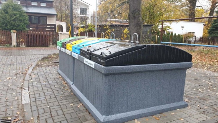 pojemniki półpodziemne 6.jpg