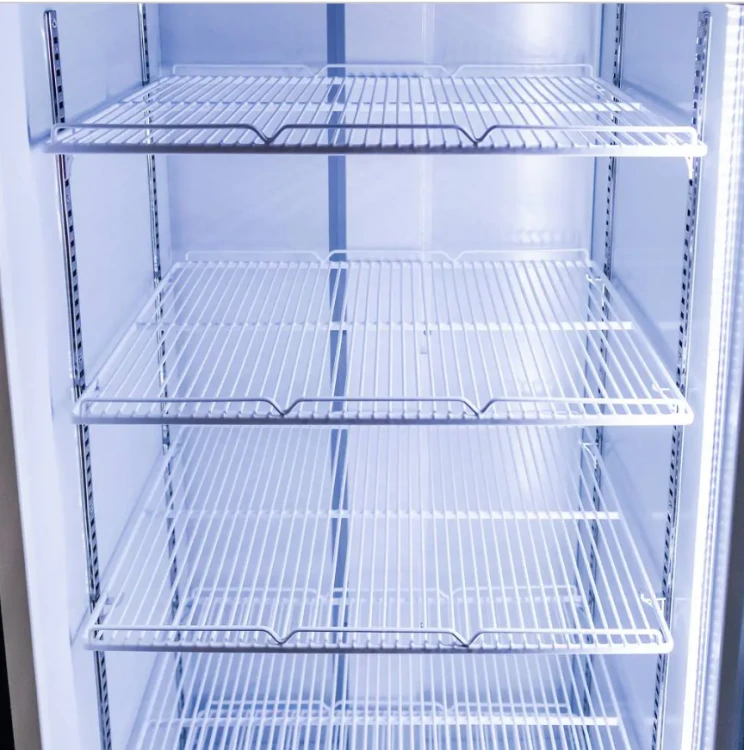 Szafa ekspozycyjna chłodnicza RICO I70 do sklepu i gastronomii