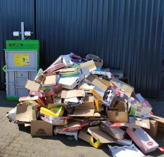 Prasa belująca Ecobalers VB150 do odpadów kartonowych