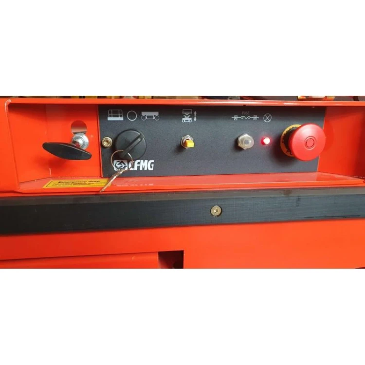 podnosnik koszowy samojezdny cfpt0608sp 230kg wysokosc podnoszenia 6m dc z bateria tablica.jpg