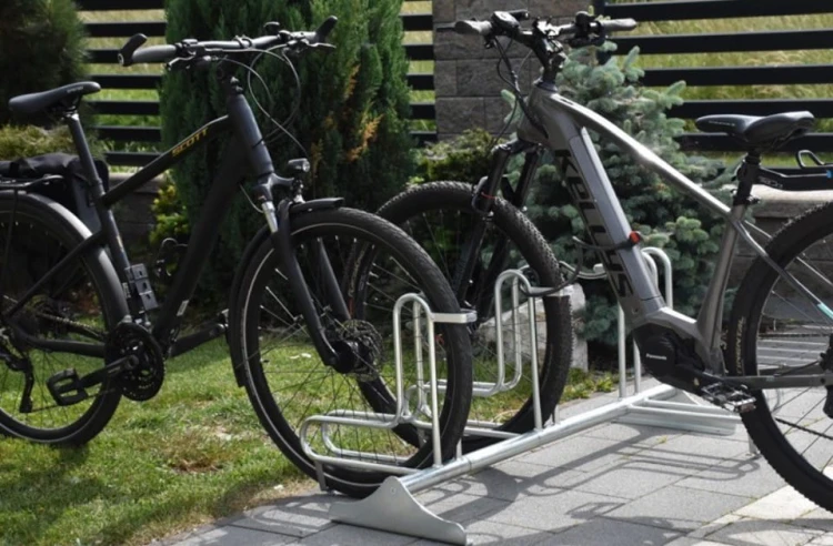 Stojak rowerowy 3 stanowiskowy do parkowania obustronnego