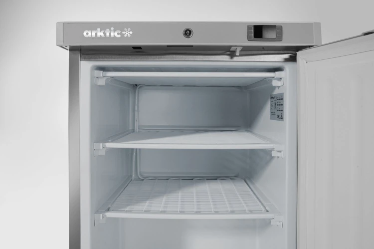 Szafa mroźnicza do sklepu i gastronomii Arktic 100 l