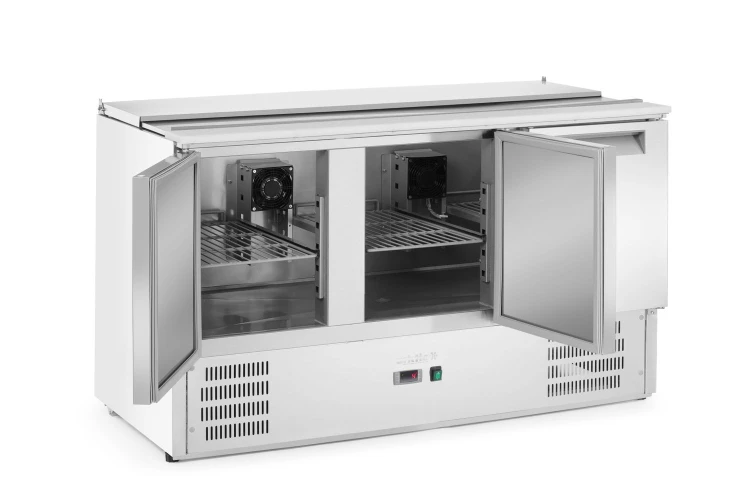 Trzydrzwiowy stół chłodniczy gastronomiczny Arktic 230V 155W
