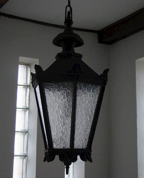 Wisząca lampa żeliwna z oprawką E27