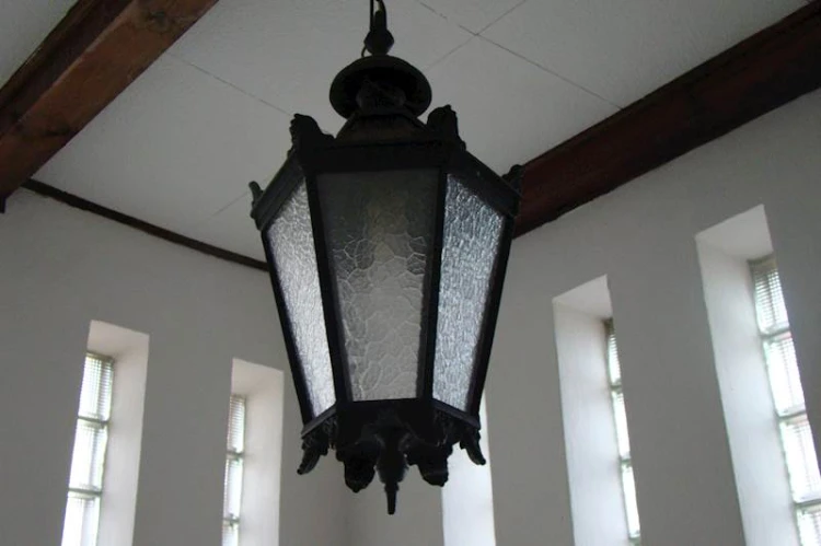 Ręcznie wykonany polski lampion sufitowy