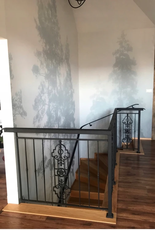 Ozdobna tralka żeliwna do balustrady
