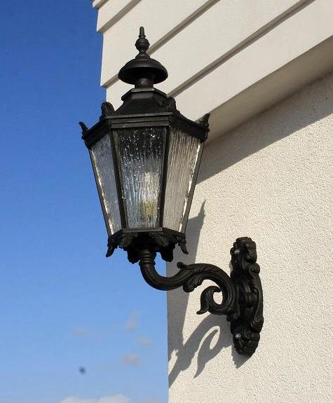 Kinkiet żeliwny stojący o wysokości 91 cm