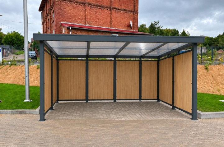 wiata_rowerowa_sawa_490cm_na_12_rowerow.png