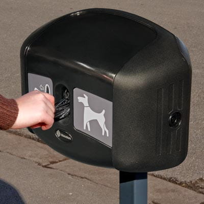 Dozownik na worki Retriever City do przestrzeni publicznej