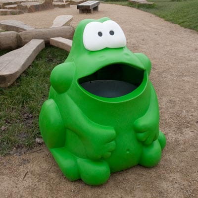 Zewnętrzny kosz na śmieci dla dzieci Froggo 70 l