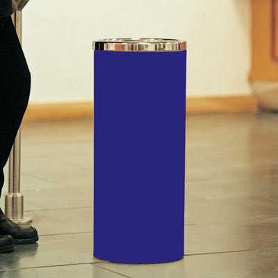 Czarny kosz na śmieci Cedar z osłoną Durapol