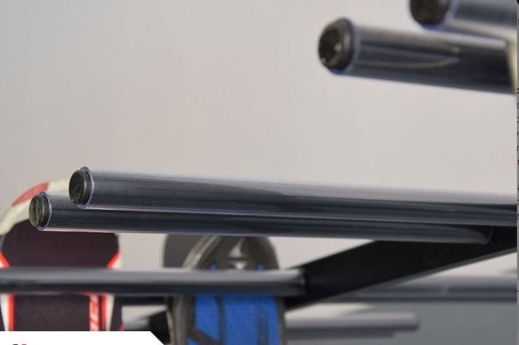 Stalowy wieszak na snowboard i narty z 12 uchwytami