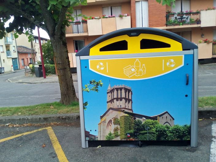 Nowoczesna obudowa kontenera na śmieci Modus 1280