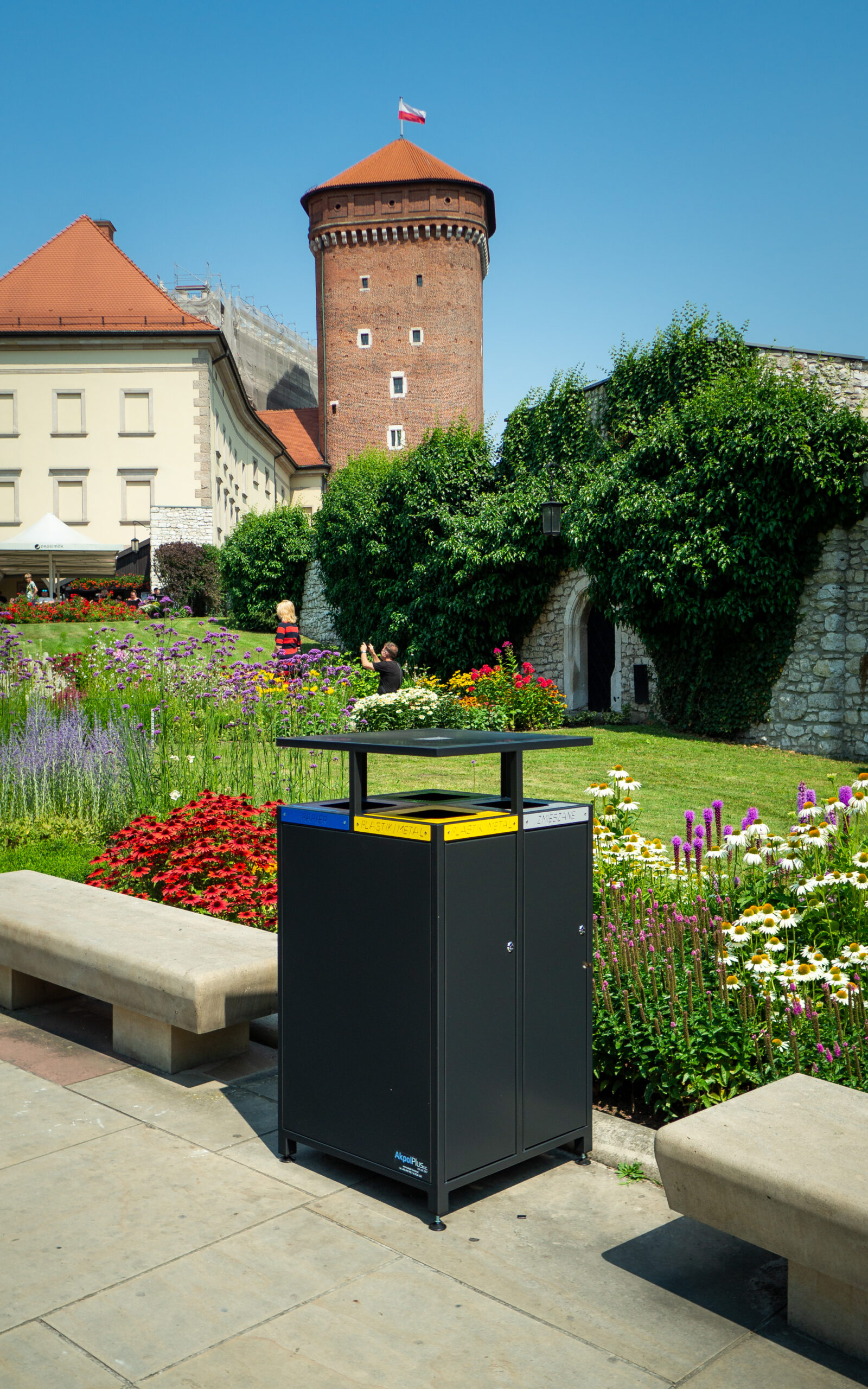 Kosz do segregacji odpadów i śmieci Jowisz 4x65l czarny, wawel