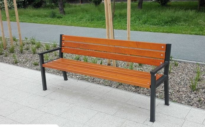 Ławka miejsko - ogrodowa Trapez z oparciem