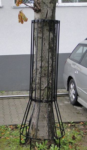 Osłona drzewa, stal ocynkowana i malowana
