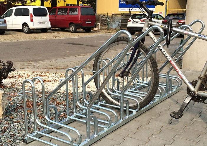 Stojak na rowery RAD-4 z barierką 