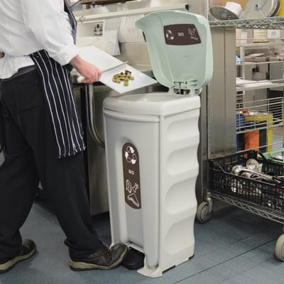 Pojemnik do segregacji odpadów bio Nexus Shuttle z systemem  przytrzymywania worków, taca